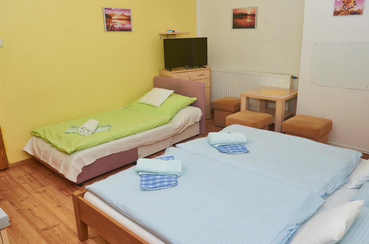 Vila Rhea Važec Buitenkant foto