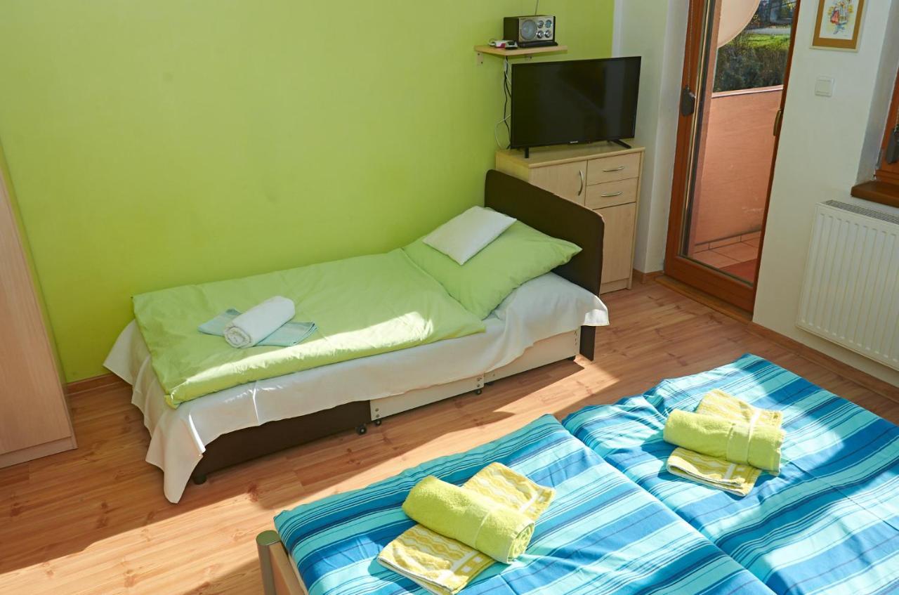 Vila Rhea Važec Buitenkant foto
