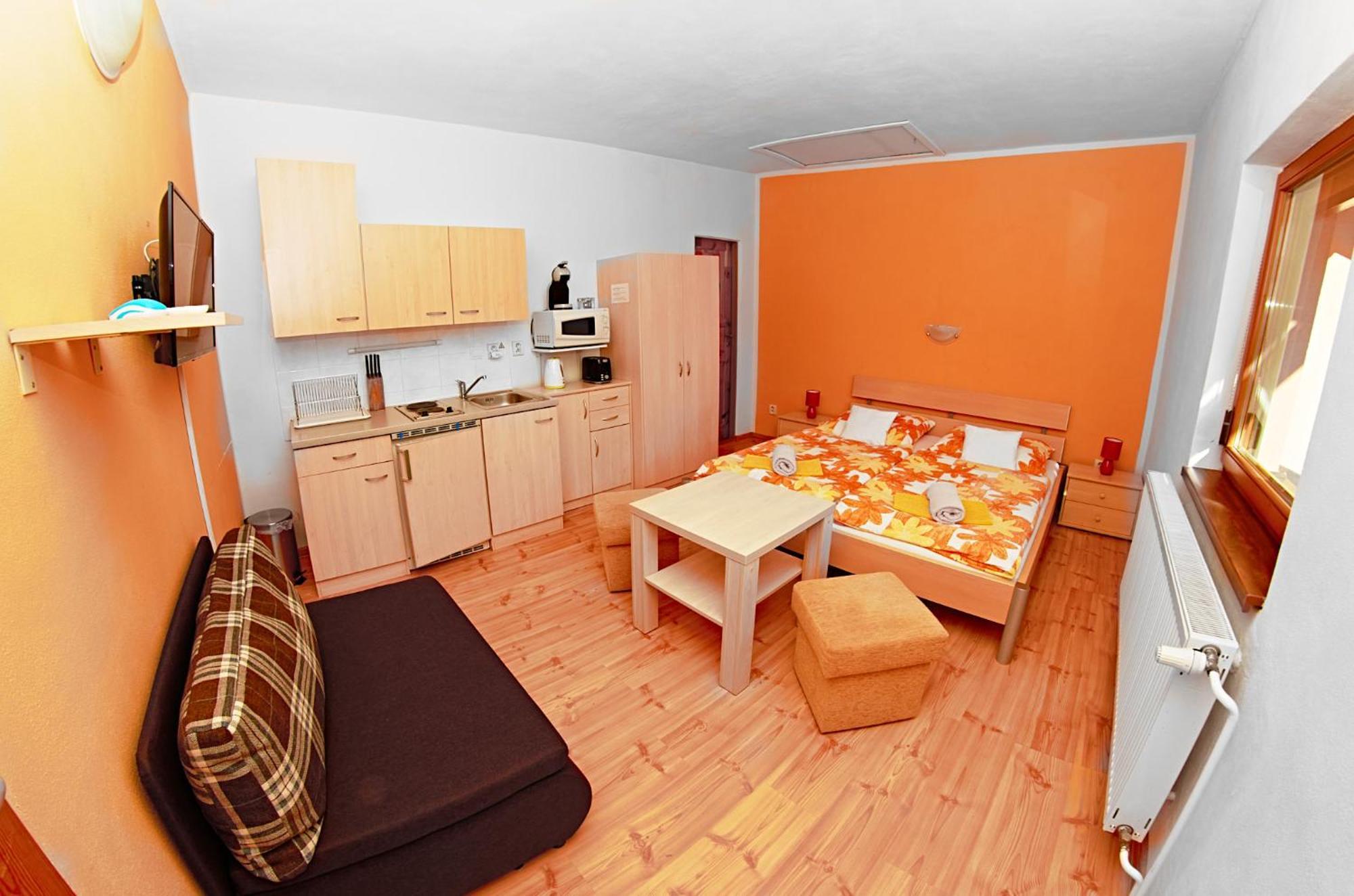 Vila Rhea Važec Buitenkant foto